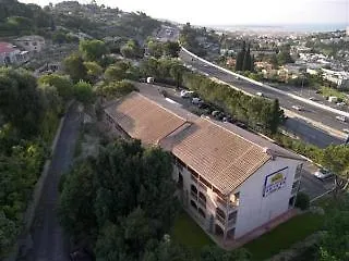 Ibis Budget Cannes Mougins Hotel